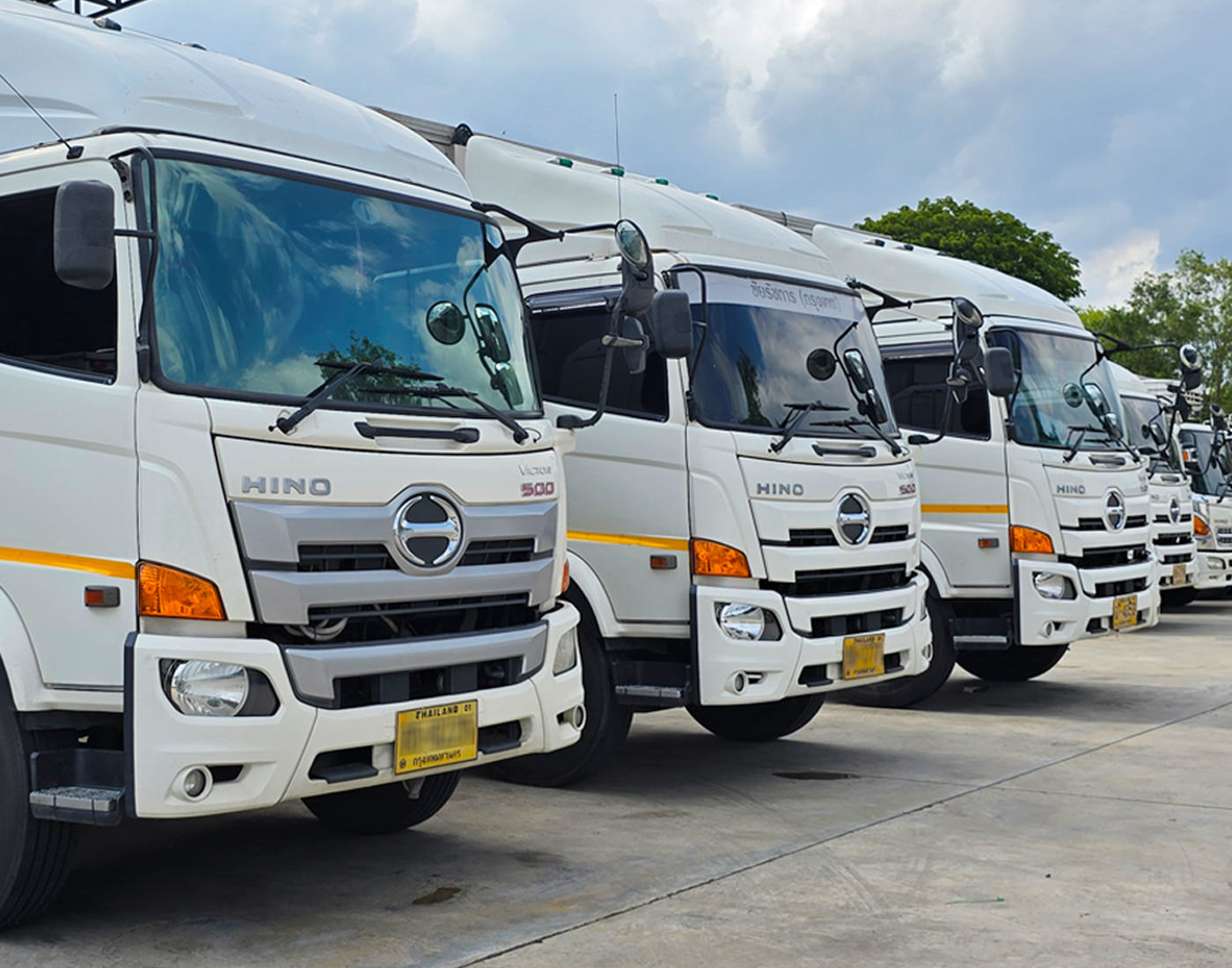รถขนส่งสินค้าตู้เย็น-รถตู้เย็นขนส่งสินค้า-ctl